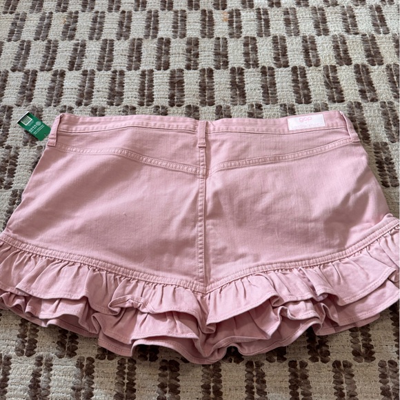 Chic Pink Ruffled Mini Skirt - Picture 4 of 4